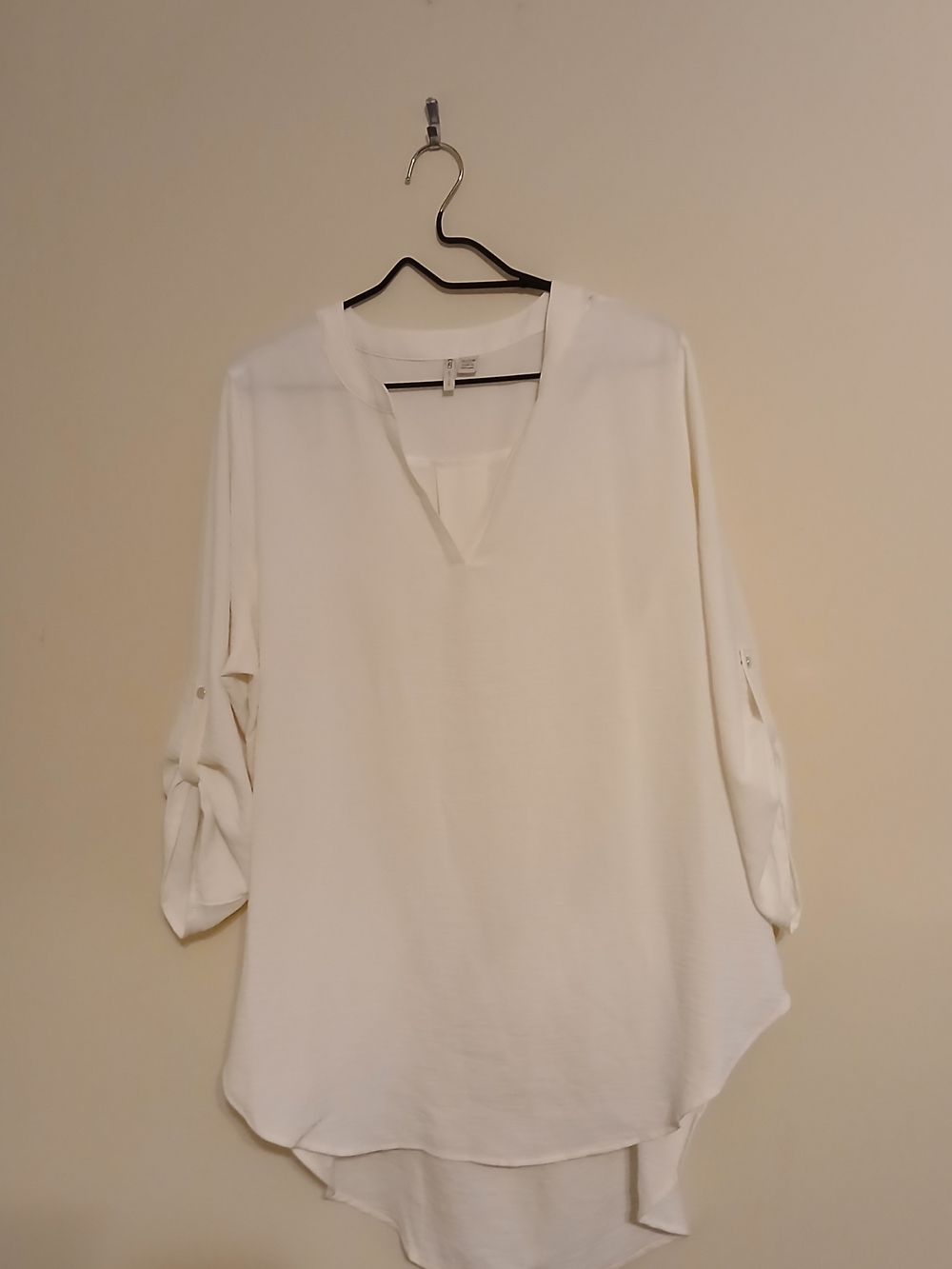 Cato White V-Neck Roll-Tab Tunic Top